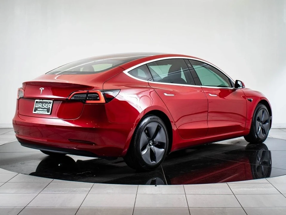 2018 Tesla Model 3 - Image 7 of 21