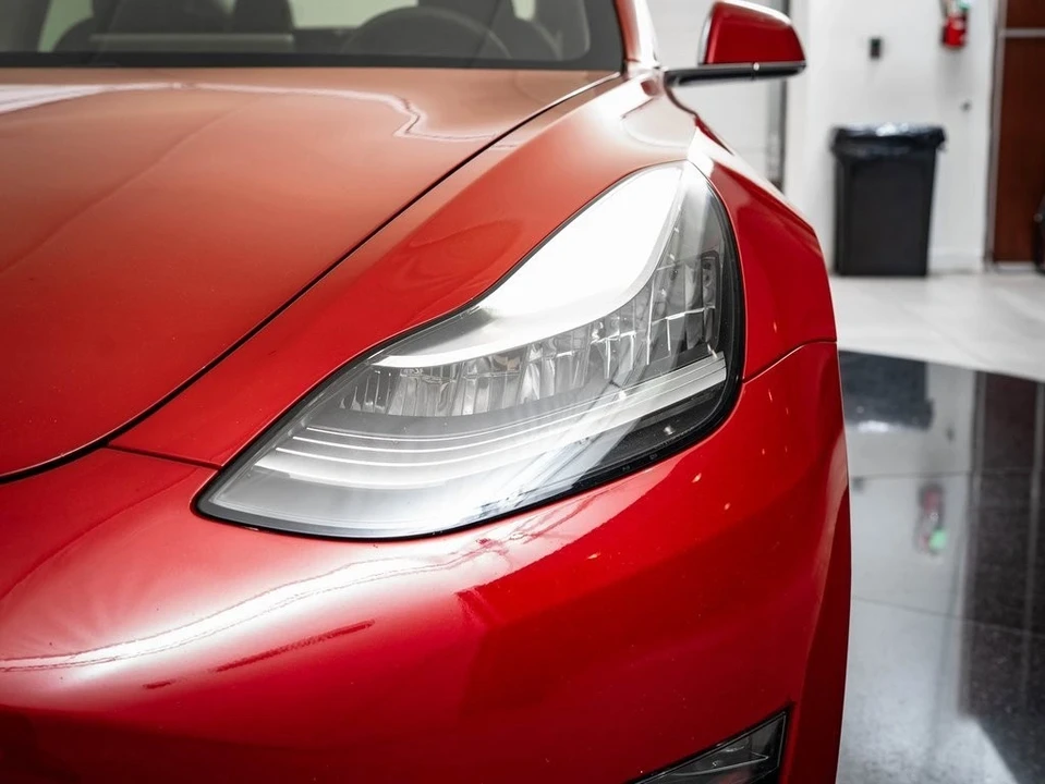 2018 Tesla Model 3 - Image 15 of 21