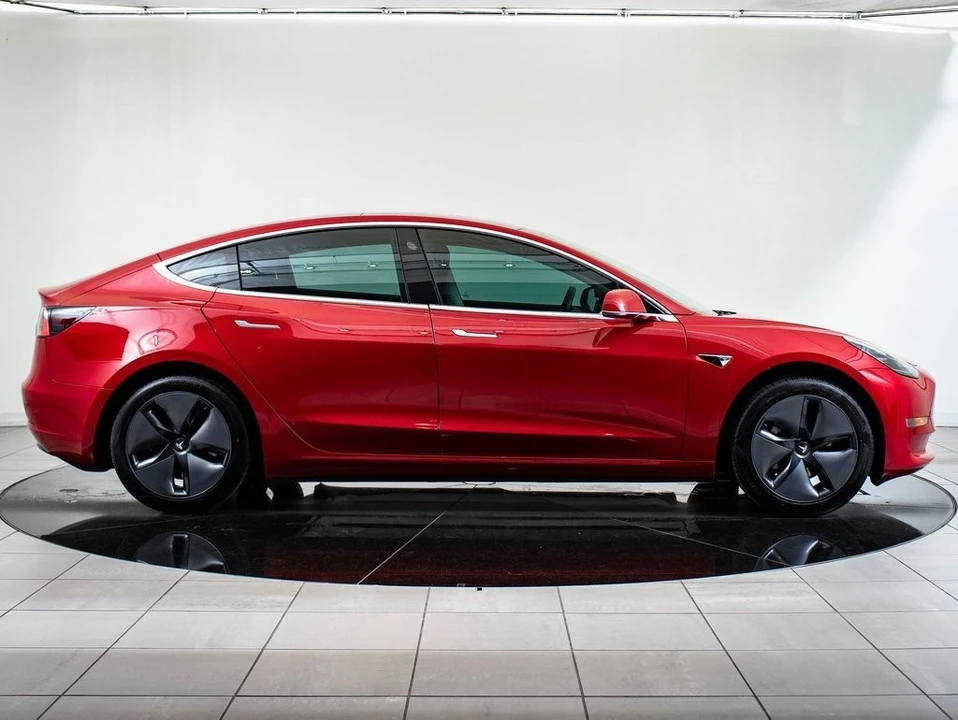 2018 Tesla Model 3 - Image 6 of 21