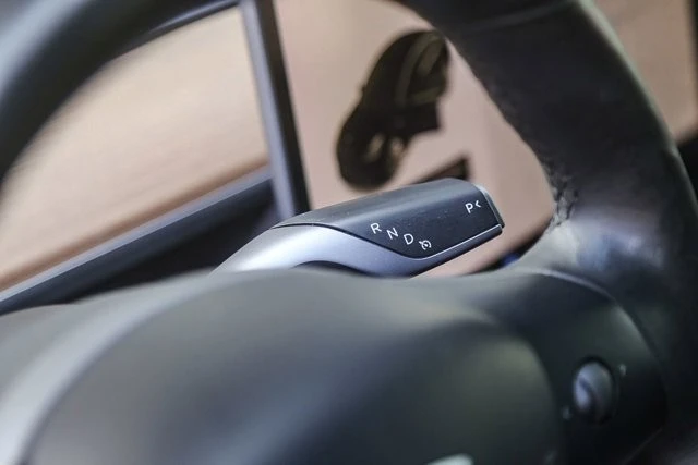 2018 Tesla Model 3 - Image 18 of 21