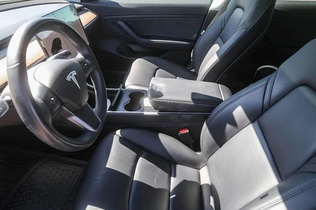 2018 Tesla Model 3 - Image 5 of 12