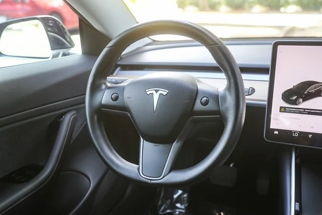 2018 Tesla Model 3 - Image 13 of 21