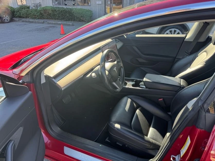 2018 Tesla Model 3 - Image 6 of 8