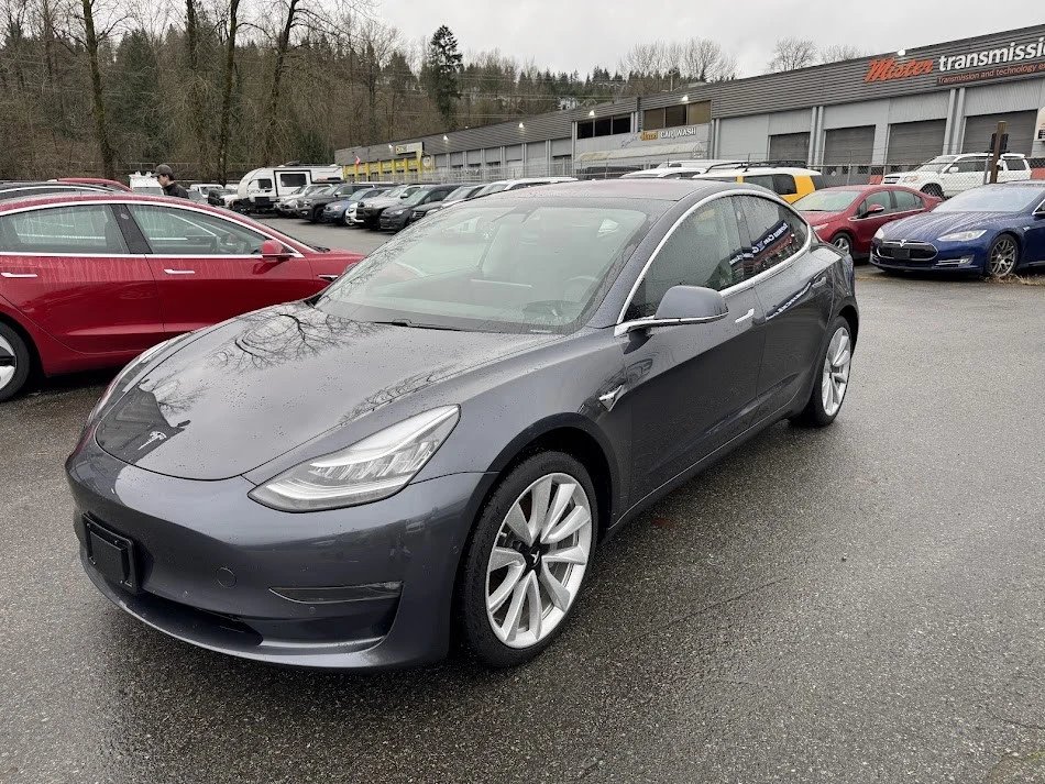 2018 Tesla Model 3 - Image 2 of 9
