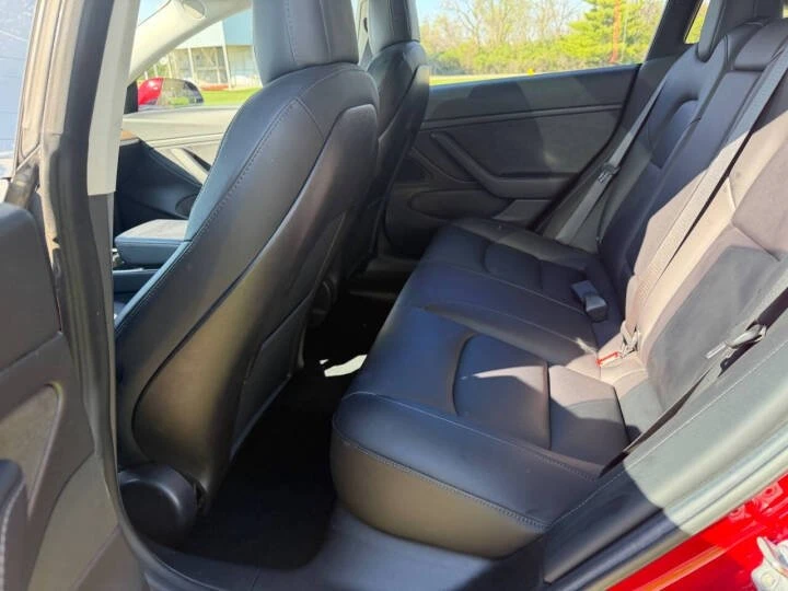 2018 Tesla Model 3 - Image 10 of 13