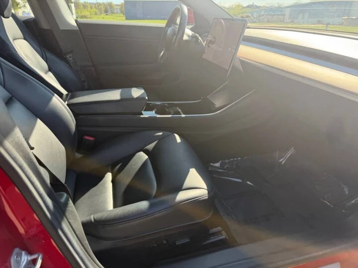 2018 Tesla Model 3 - Image 11 of 13