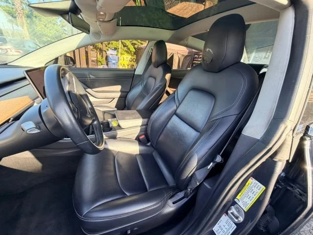 2018 Tesla Model 3 - Image 6 of 11