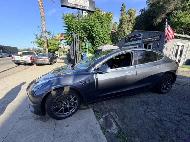 2018 Tesla Model 3 - Image 4 of 11