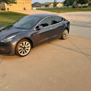 2018 Tesla Model 3 Long Range Performance