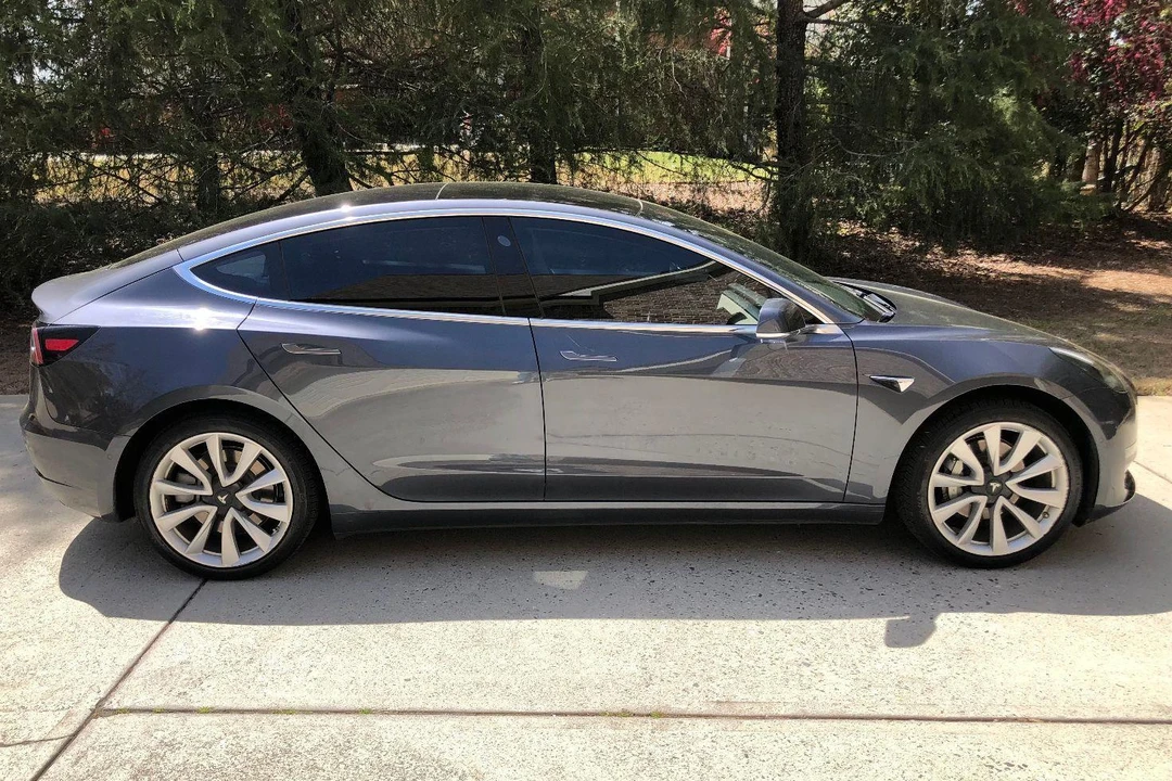 2018 Tesla Model 3 - Image 3 of 25