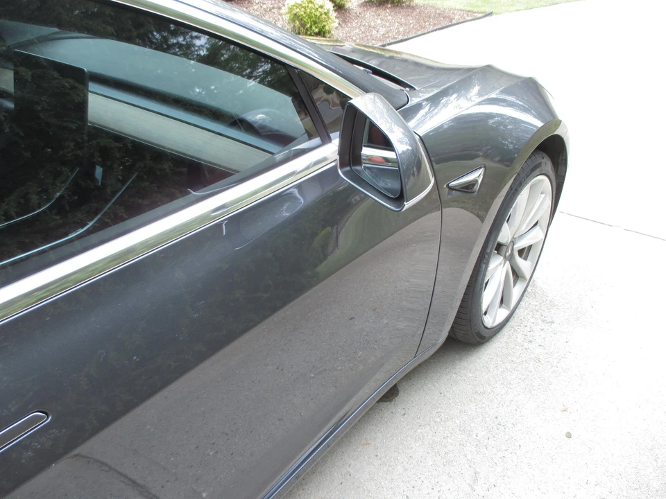 2018 Tesla Model 3 - Image 22 of 25