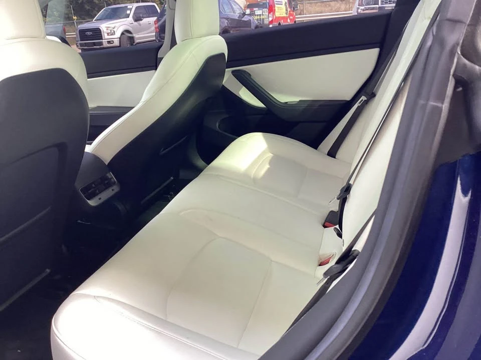 2018 Tesla Model 3 - Image 5 of 6
