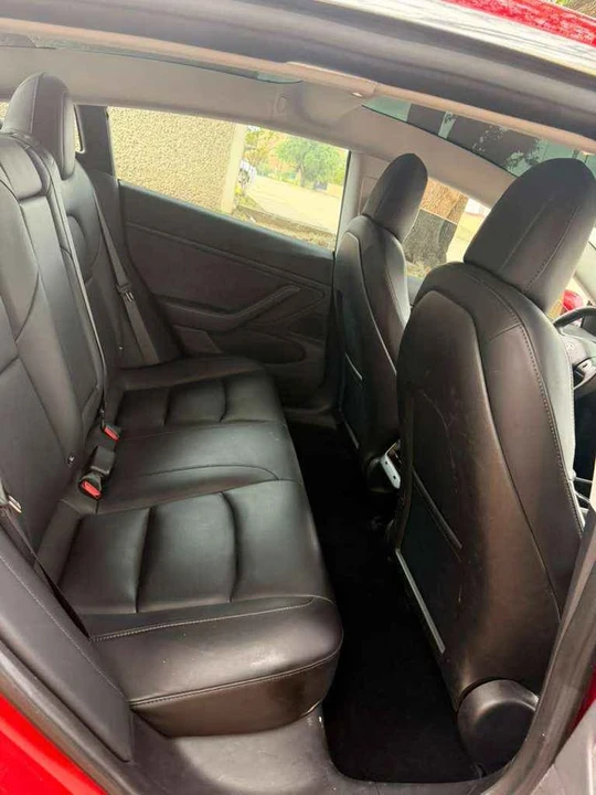 2018 Tesla Model 3 - Image 9 of 19