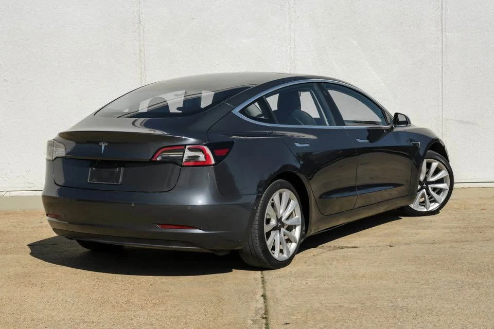 2018 Tesla Model 3 - Image 6 of 19