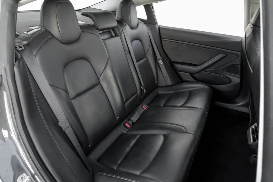 2018 Tesla Model 3 - Image 14 of 19