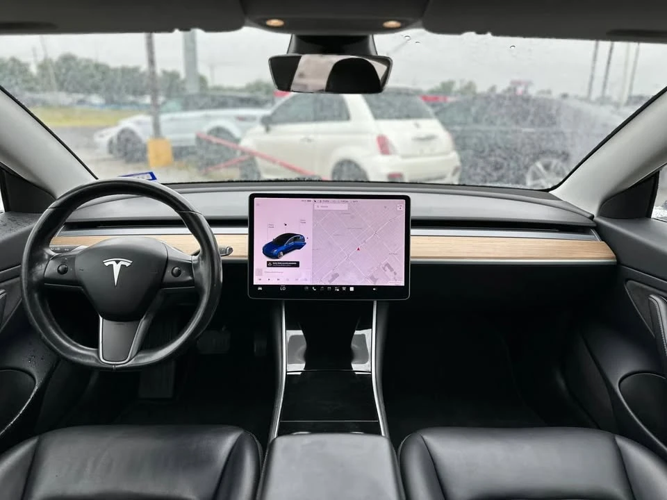 2018 Tesla Model 3 - Image 13 of 20