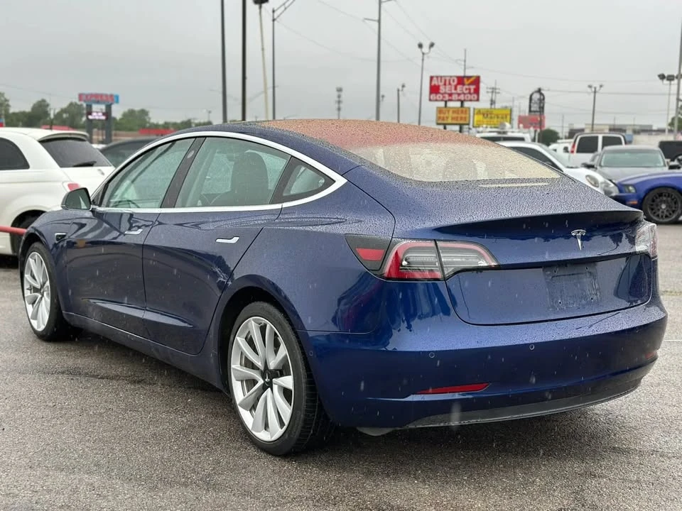 2018 Tesla Model 3 - Image 9 of 20