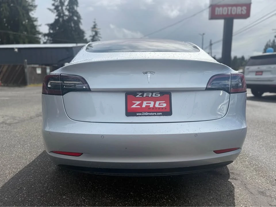 2018 Tesla Model 3 - Image 7 of 10