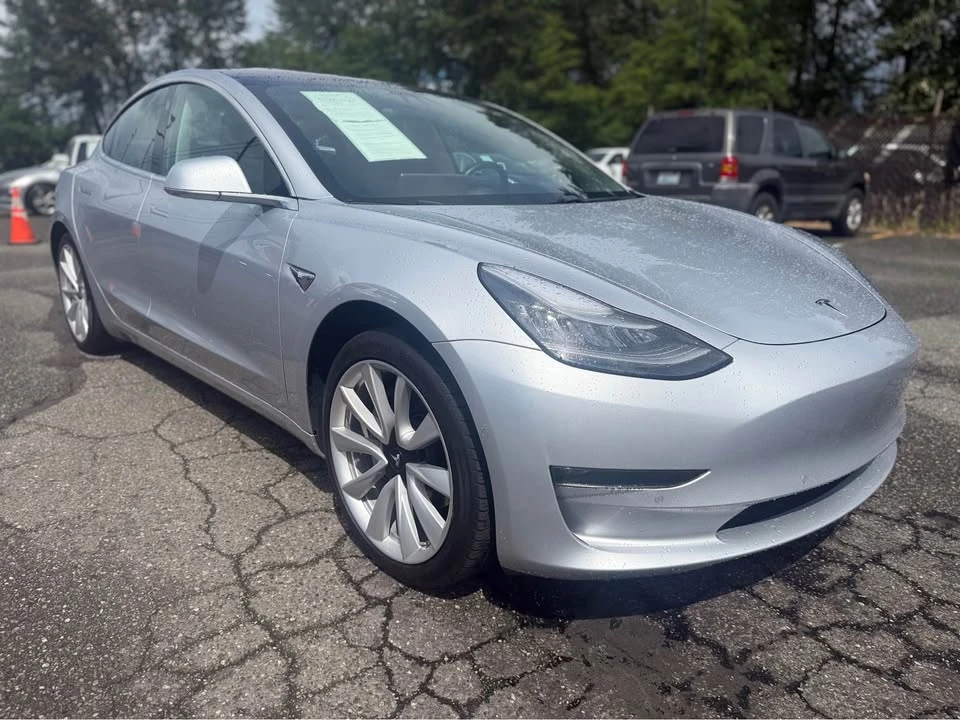 2018 Tesla Model 3 - Image 4 of 10