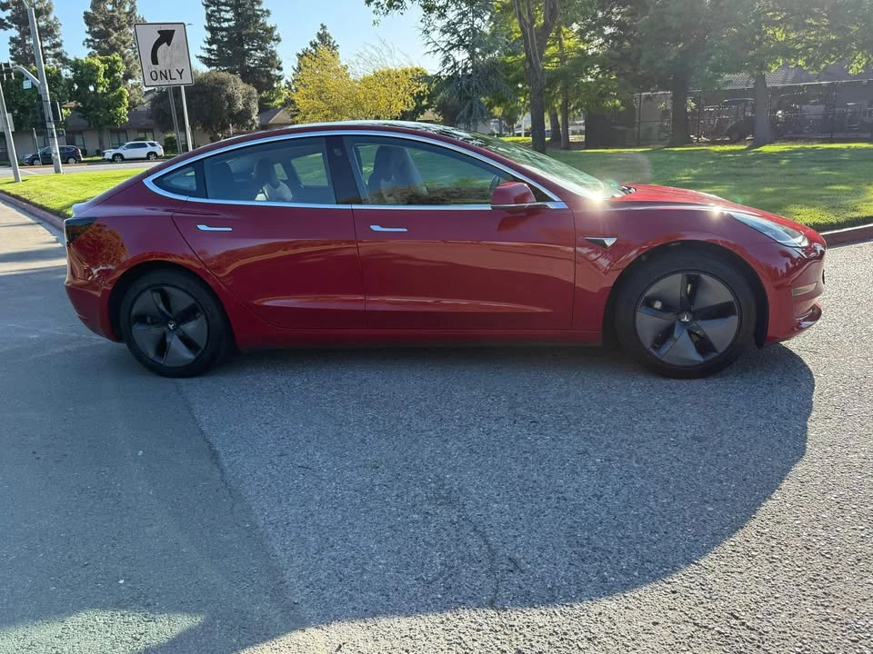 2018 Tesla Model 3 - Image 6 of 20