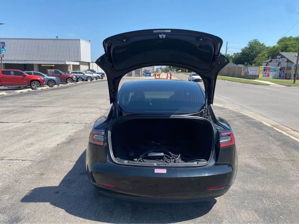 2018 Tesla Model 3 - Image 9 of 20