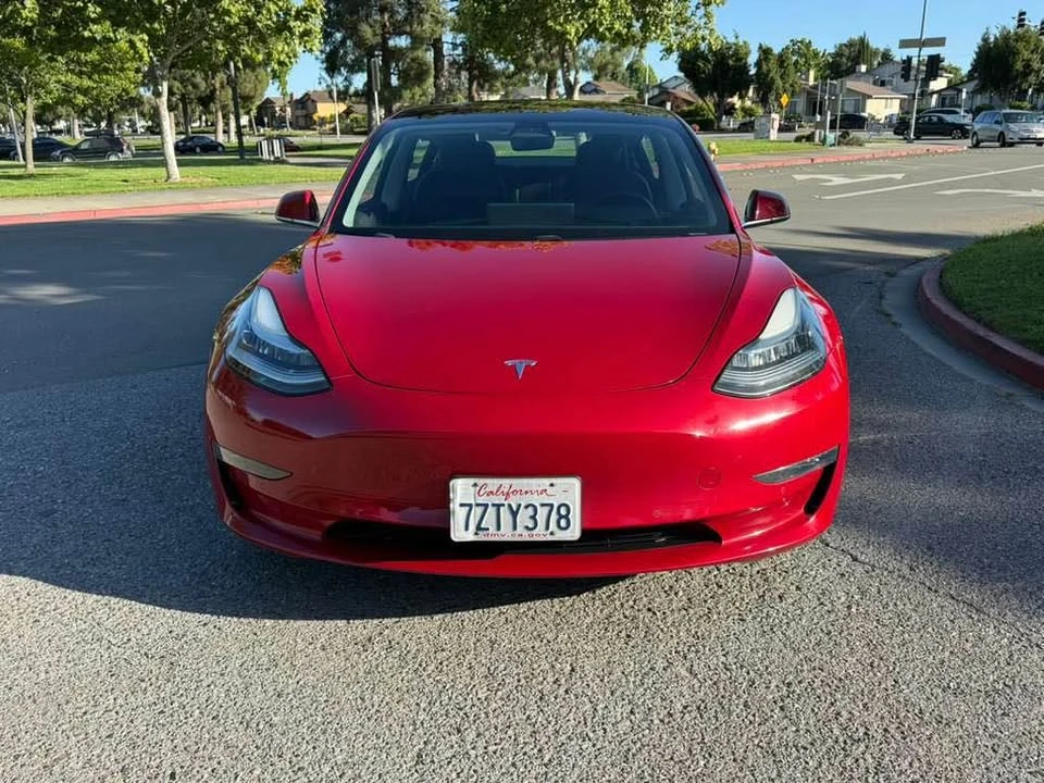 2018 Tesla Model 3 - Image 2 of 20