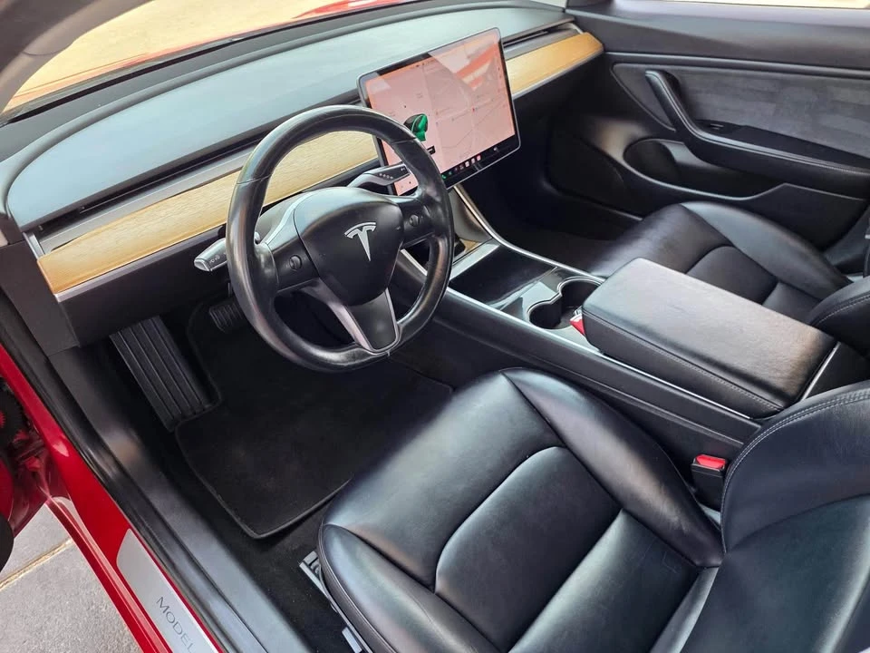 2018 Tesla Model 3 - Image 7 of 12