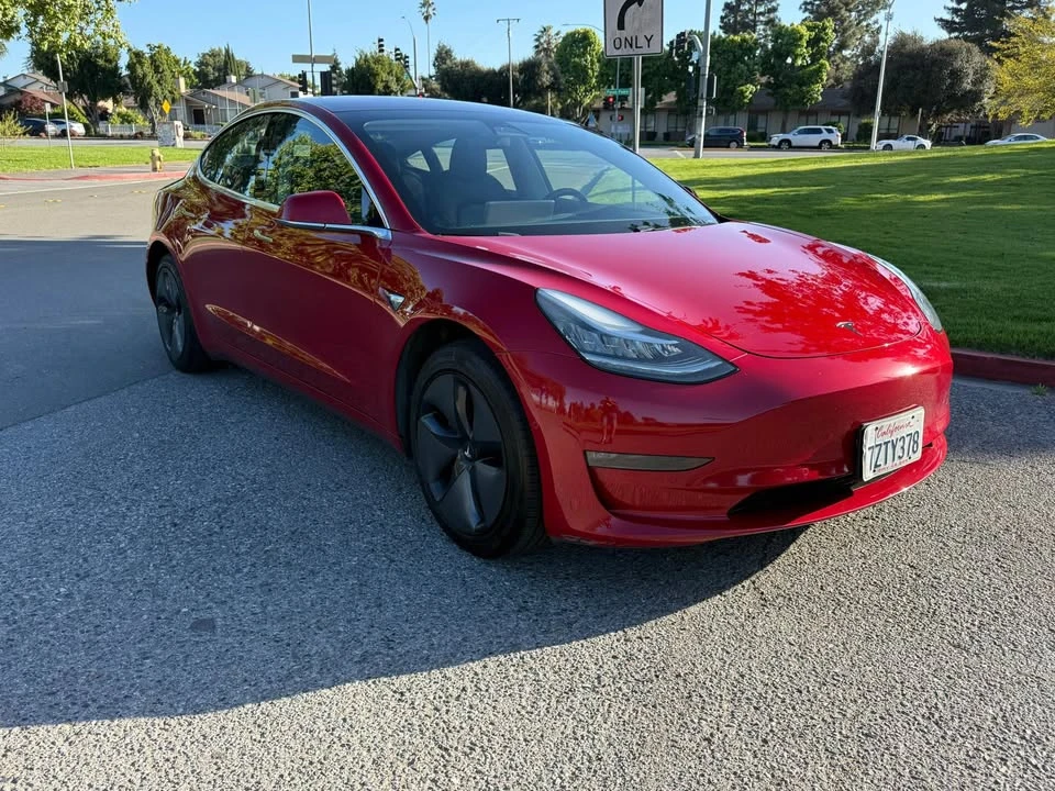 2018 Tesla Model 3 - Image 4 of 20
