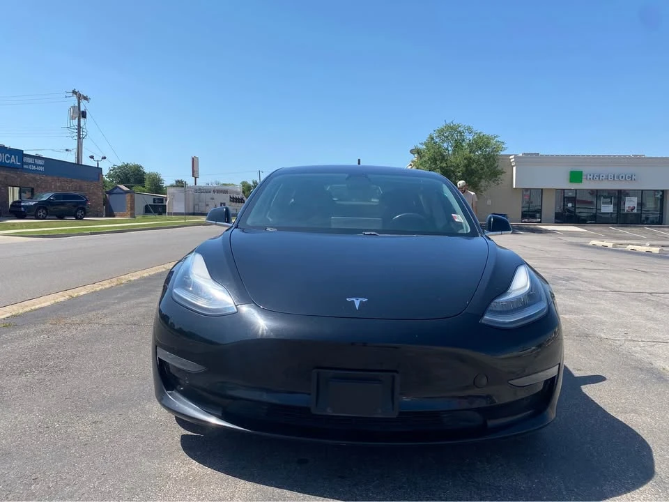 2018 Tesla Model 3 - Image 2 of 20