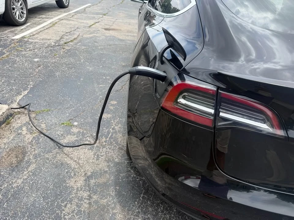 2018 Tesla Model 3 - Image 4 of 19
