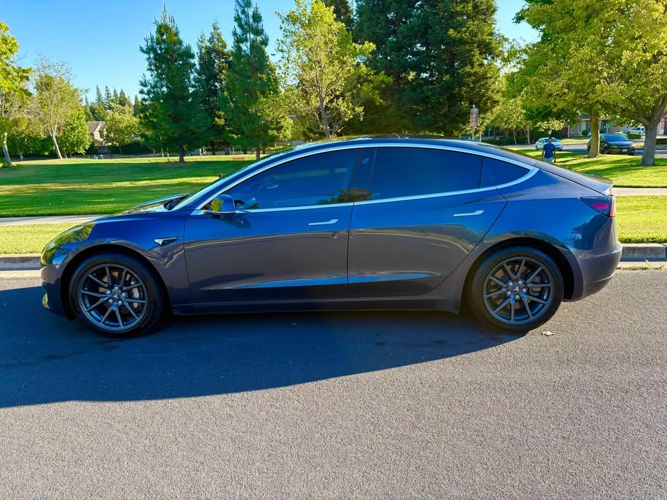 2018 Tesla Model 3 - Image 4 of 15