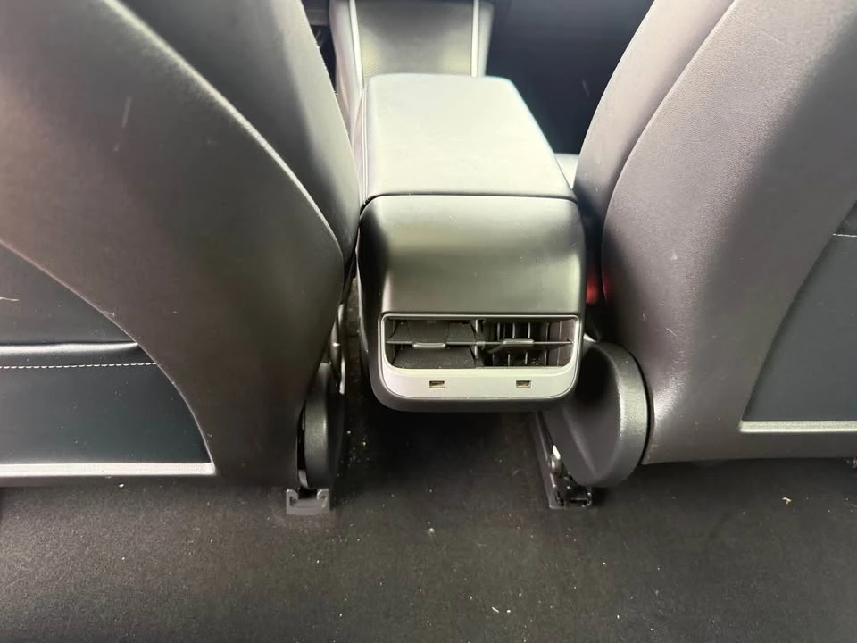 2018 Tesla Model 3 - Image 15 of 19