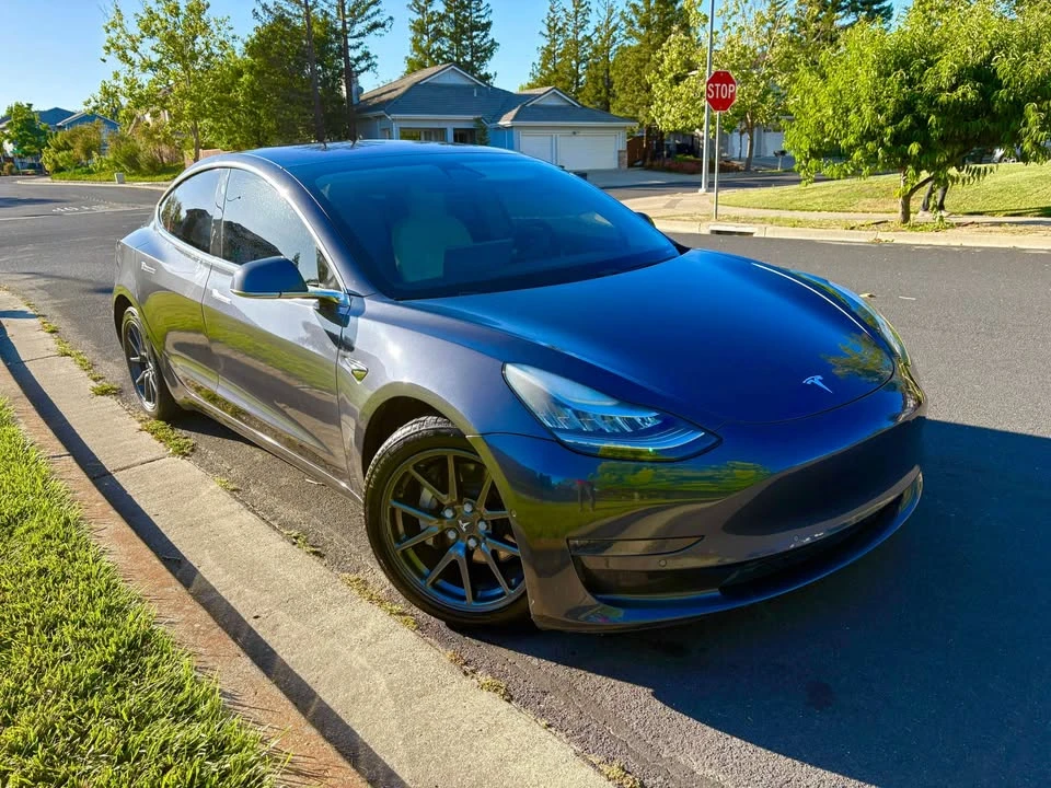 2018 Tesla Model 3 - Image 3 of 15