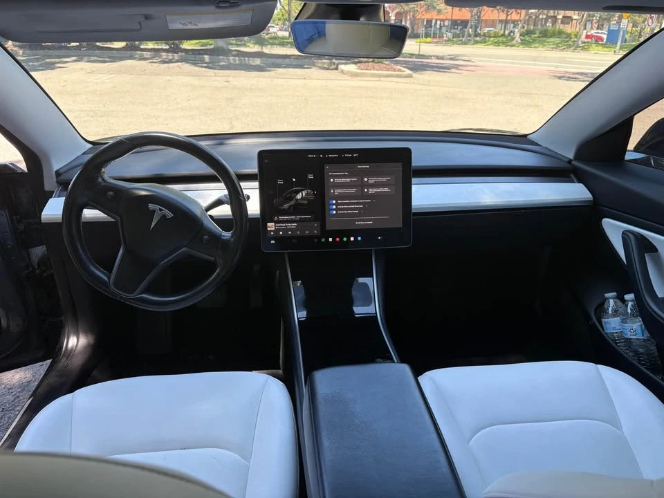2018 Tesla Model 3 - Image 10 of 14
