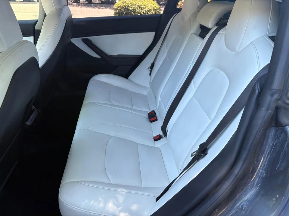 2018 Tesla Model 3 - Image 13 of 15