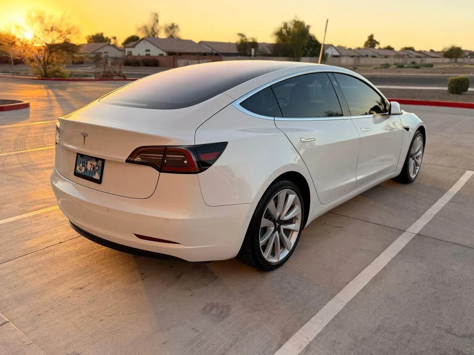 2018 Tesla Model 3 - Image 3 of 5