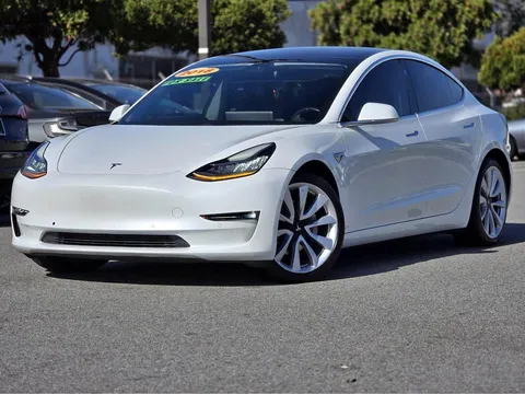 2018 Tesla Model 3 Long Range