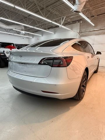 2018 Tesla Model 3 - Image 12 of 21