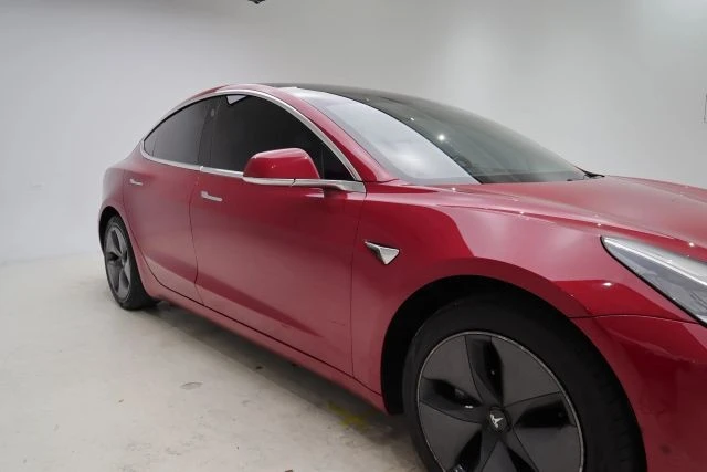 2018 Tesla Model 3 - Image 11 of 21