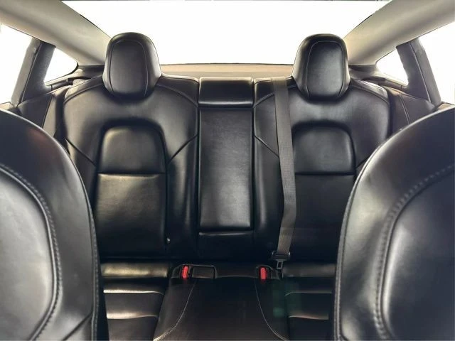 2018 Tesla Model 3 - Image 18 of 21