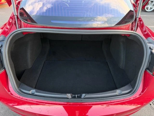 2018 Tesla Model 3 - Image 9 of 12