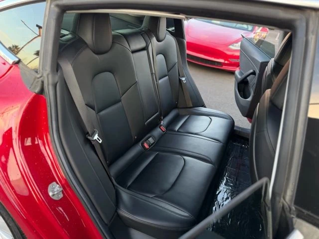2018 Tesla Model 3 - Image 11 of 12