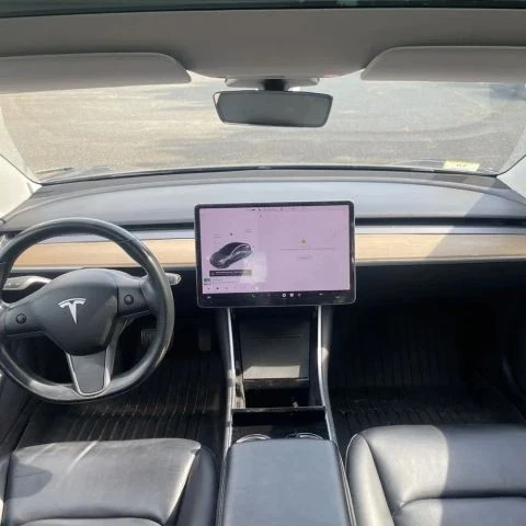 2018 Tesla Model 3 - Image 4 of 10