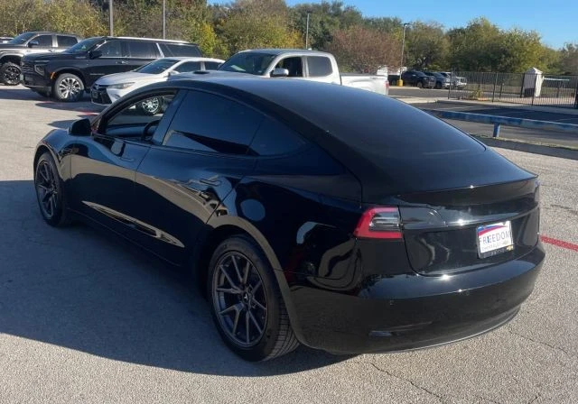 2018 Tesla Model 3 - Image 4 of 8