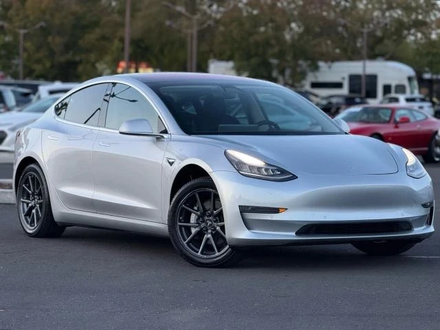 2018 Tesla Model 3 - Image 3 of 12
