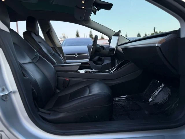 2018 Tesla Model 3 - Image 13 of 21