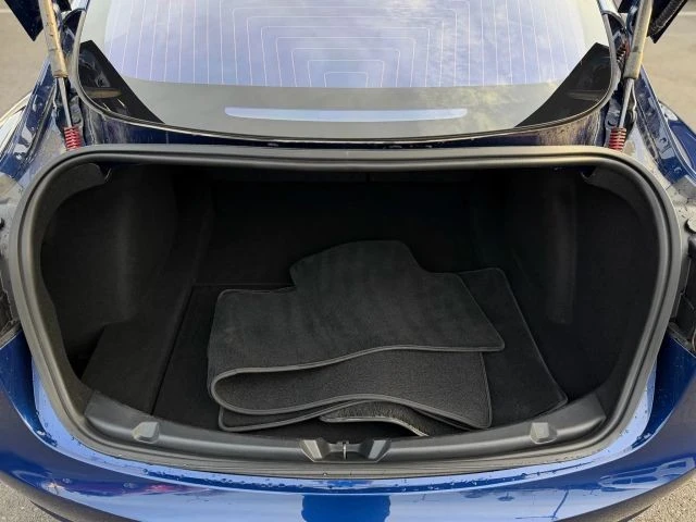 2018 Tesla Model 3 - Image 11 of 12