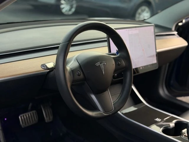 2018 Tesla Model 3 - Image 18 of 21