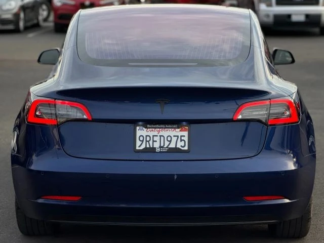2018 Tesla Model 3 - Image 9 of 21