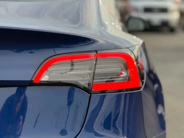 2018 Tesla Model 3 - Image 10 of 21